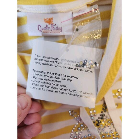 Quacker Factory Nautical Tunic Top Womens S Yellow White Sequins Anchor Beach - Picture 7 of 7